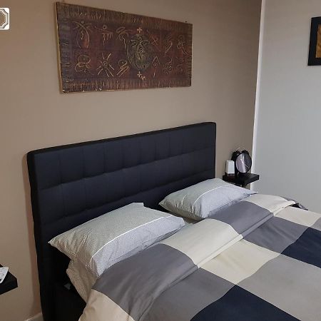 B&B Incentro 33 Home Salerno Buitenkant foto